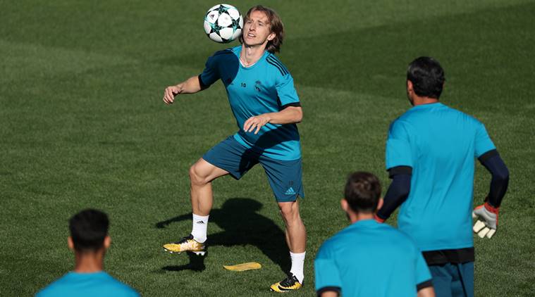 Tottenham midfielder Luka Modric: Gareth Bale would make Real