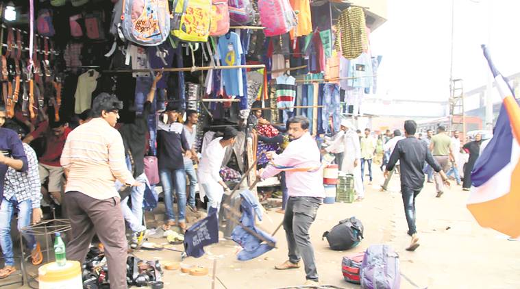 Illegal Hawkers Evicted Over 30 Mns Party Workers Held For ‘attacking Hawkers Mumbai News