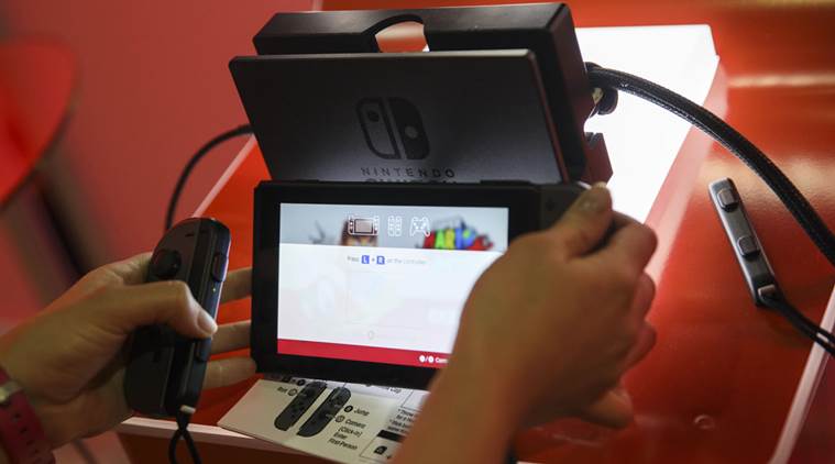 Nintendo, Nintendo expected sales, Nintendo Switch, Nintendo Wii U, gaming consoles, game software sales, Microsoft, Xbox One X, Nintendo market, Nintendo news