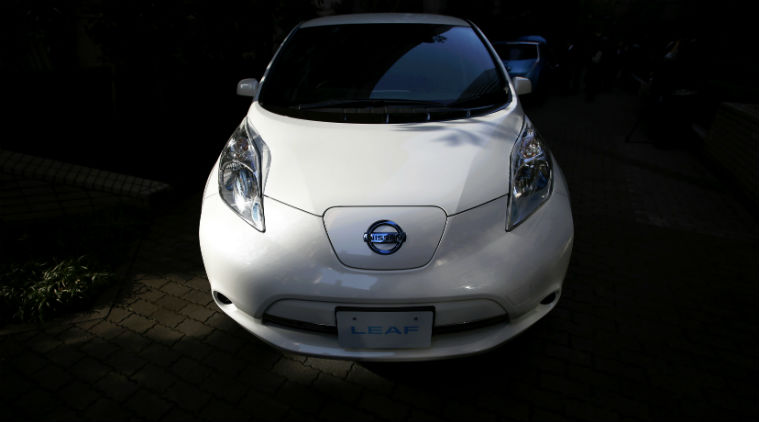 Self-driving cars, California self-driving car tests, self-driving technologies, California self-driving car rules, self-driving test permits, Tesla, Mercedez, Ford, BMW, Waymo, Nissan Volvo, self-driving car safety, automation technology