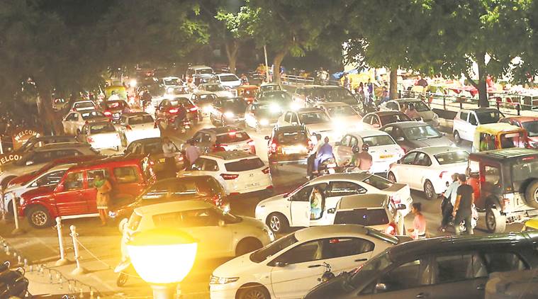 car parking news, municipal corporation news, chandigarh news, indian express news