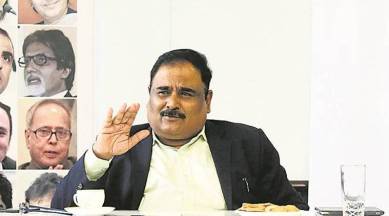 Devendra Fadnavis, Mopalwar case, Maharashtra bureaucrat Radheshyam Mopalwar, Mumbai Forensic Science Laboratory, Police RD Shinde, Maharashtra State Road Development Corporation,