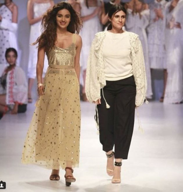 rina dhaka, krishna mehta, aifw,suneet varma, suneet varma collection, AIFW Spring- Summer 2018, Sulakashna Monga, Charu Parashar, Amazon India fashion week, indian express, indian express news