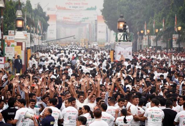 sardar patel anniversary pics, run for unity marathon, run for unity photos, sardar valllabhbhai patel, patel jayanti photos