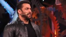 Bigg Boss 11 October 28 2017, salman khan Weekend Ka Vaar, salman khan bigg boss 11, bigg boss 11 october 28 written updates, bigg boss 11 october 28 episode, Hina Khan, Gauahar Khan, Bigg boss 11 Live Updates, bigg boss 11 live updates, salman khan, salman khan bigg boss 11