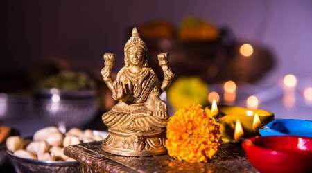 Sharad Purnima, Sharad Purnima Puja Vidhi, Sharad Purnima Method, Sharad Purnima Muhurat, Sharad Purnima Vrat Katha, Puja Vidhi, Method, Muhurat Timings, Vrat Katha, indian festivals, Kojagari purnima, Kojagara, Purnima, Indian express, Indian express news