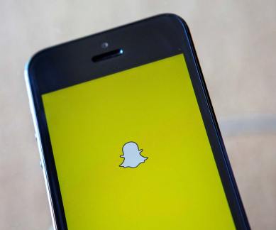 Snapchat, Snapchat screen recording, screen recording iOS 11, screen recording Snapchat, iOS 11, iPhone, Snapchat screen recording feature, Instagram, social, social network