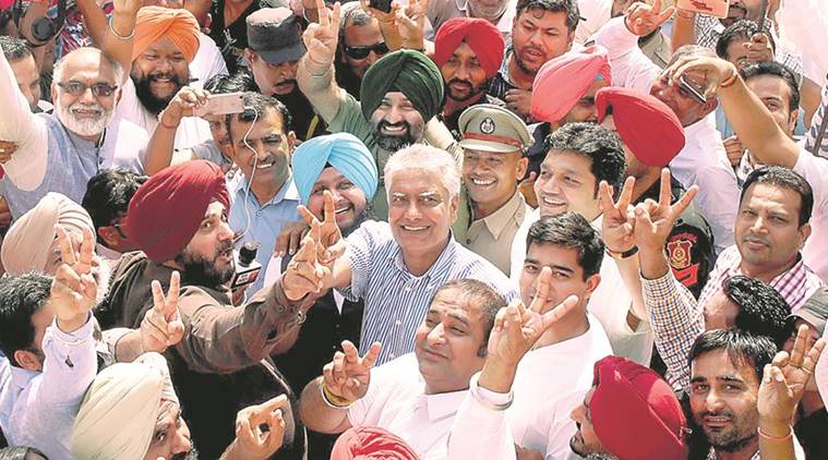 Gurdaspur bypoll, congress, Sunil Jakhar, Gurdaspur Lok Sabha bypoll, bjp, punjab bjp, punjab congress, Amarinder Singh, india news, indian express news