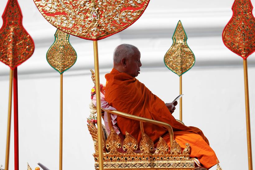 thai king funeral photos, thailand photos, bangkok, thailand king funeral procession images, thailand royal funeral pics, late thai king pics, thailand culture, Bhumibol Adulyadej thai king, thailand king death, indian express