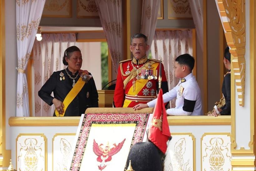 thai king funeral photos, thailand photos, bangkok, thailand king funeral procession images, thailand royal funeral pics, late thai king pics, thailand culture, Bhumibol Adulyadej thai king, thailand king death, indian express