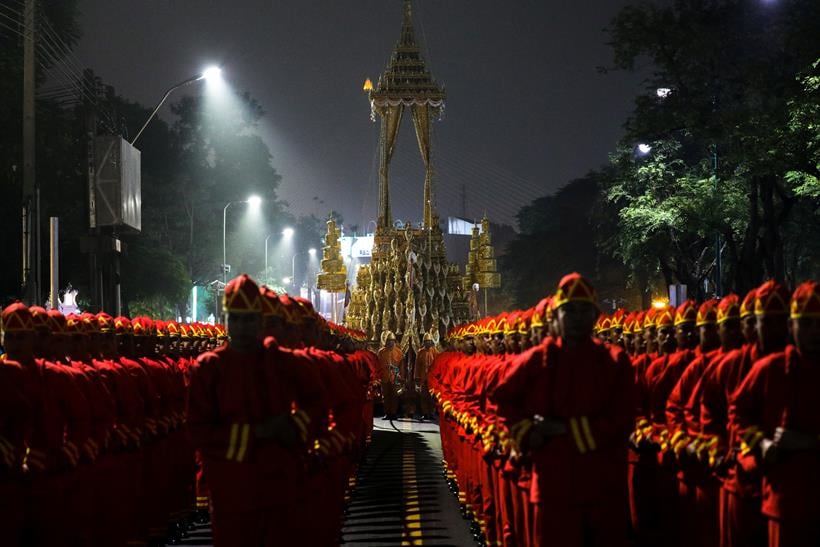 thai king funeral photos, thailand photos, bangkok, thailand king funeral procession images, thailand royal funeral pics, late thai king pics, thailand culture, Bhumibol Adulyadej thai king, thailand king death, indian express