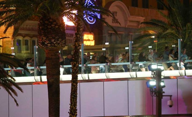 Las Vegas Shotting, Las Vegas, Mandalay Bay Casino, Las Vegas shooting pictures, Vegas shooting pictures, music event shooting, US Shooting, donald trump, Indian Express gallery, World News, Indian express