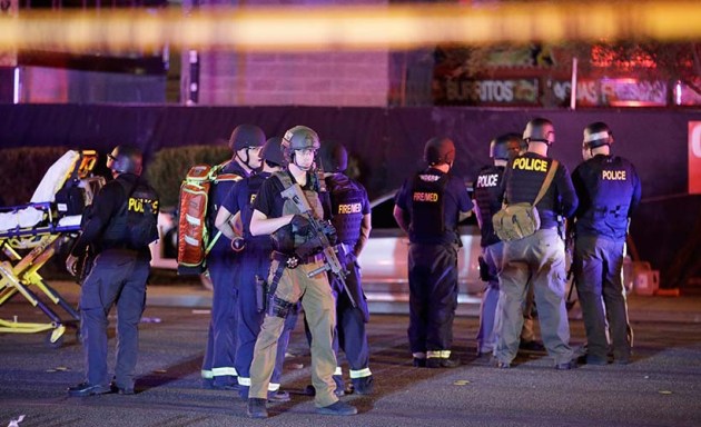 Las Vegas Shotting, Las Vegas, Mandalay Bay Casino, Las Vegas shooting pictures, Vegas shooting pictures, music event shooting, US Shooting, donald trump, Indian Express gallery, World News, Indian express