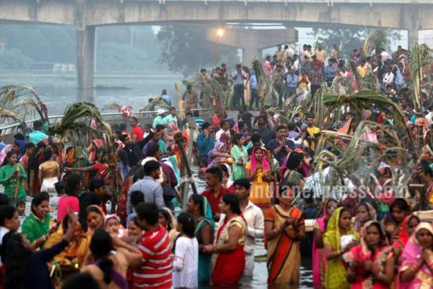 chhath puja photos, Chhath puja images, Chhath puja 2017 pictures, chhat puja bihar, bihar chat pooja pics, chhath puja, chat puja, chhath pooja images, when is chhat 2017, chhath puja dates, significance of chhath pooja, Indian express, Indian express photos
