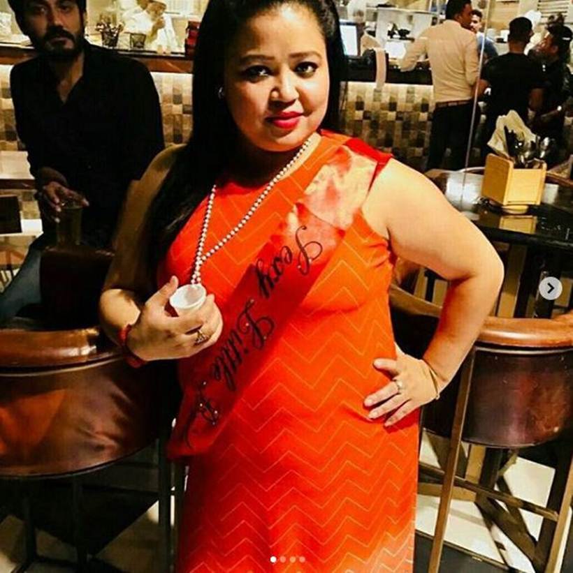 Bharti Looked Like A Princess On Her Bachelorette Party, Wore The  'Naughtiest' Bride-To-Be Sash