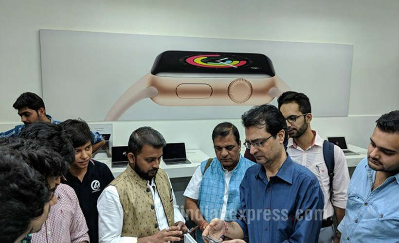 iPhone X, Apple iPhone X, Apple, iPhone X launch, iPhone X India, iPhone X price, iPhone X specifications, iPhone X features, iPhone X availability, iPhone X distributors, iPhone X offers, iPhone X discounts
