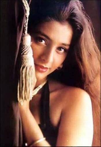 Tabu rare candid unseen viral photos that will melt your heart Birthday  Special