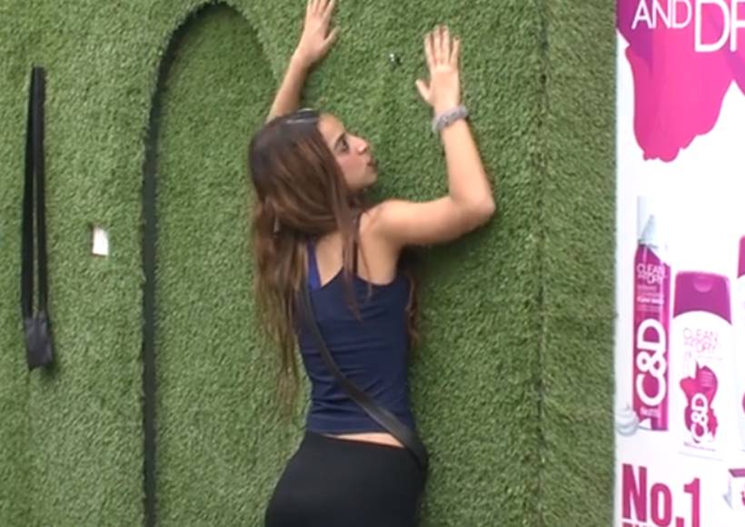 bigg boss 11, bigg boss photos, bigg boss 11 fights, bigg boss biggest fights, bigg boss episode photos