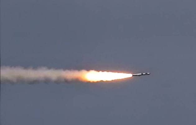 Brahmos missile, brahmos missile images, brahmos pics, brahmos missile pictures, brahmos photos, Sukhoi-30 MKI fighter aircraft , brahmos launch, indian express