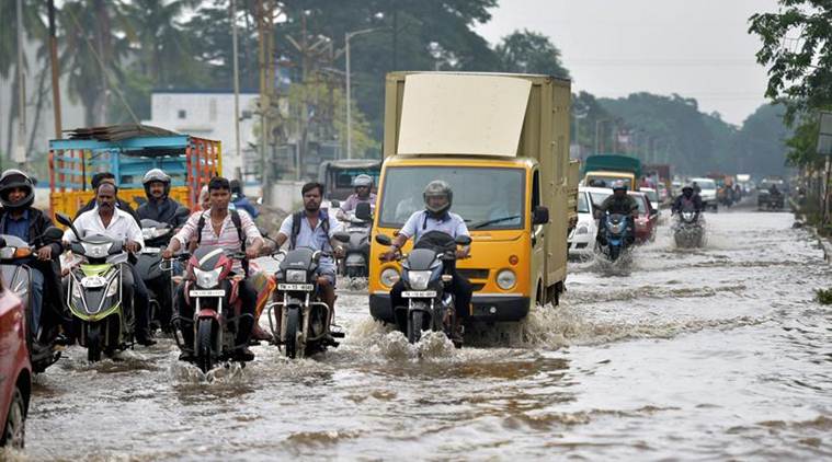 chennai rains, schools closed, Tamil Nadu, chief minister E Palaniswami, south india, monsoon showers, bay of bengal depression, indian express, express online