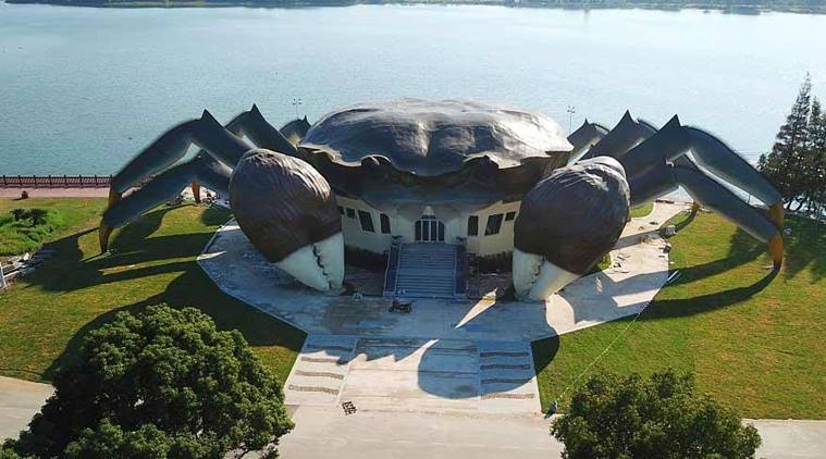 china, china crab, china crab building, china crab museum, chinese mitten crab, yangcheng lake, Jiangsu, Jiangsu crab building, bizarre news, world news, viral news, indian express