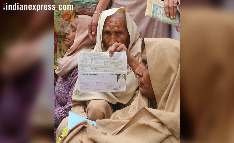 demonetisation, black day, demonetisation menace, demonetisation period pictures, note ban, note ban difficulties, Narendra Modi, Modi demonetisation, demonetisation anniversary