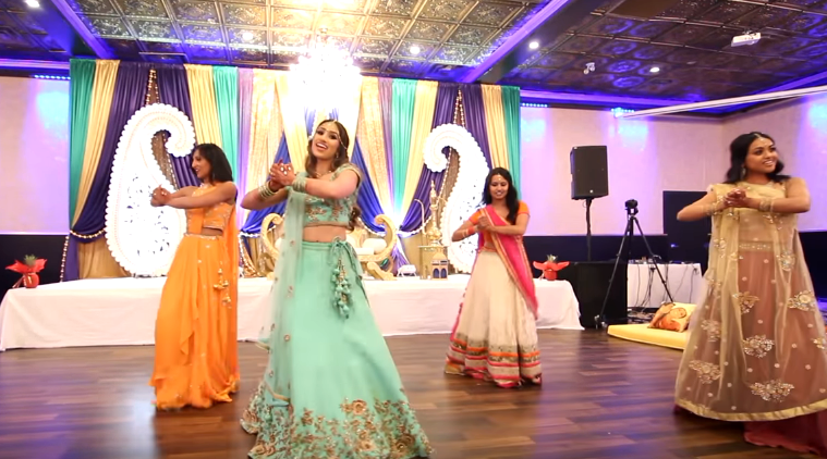 VIDEO: This bride's sangeet performance on Bollywood songs ...