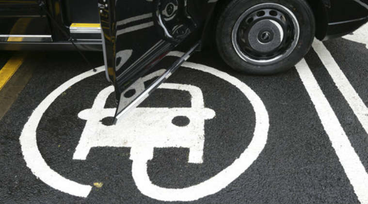 A study seems to indicate that if current electric car systems are modified, they can be used to give power back to electricity grids.