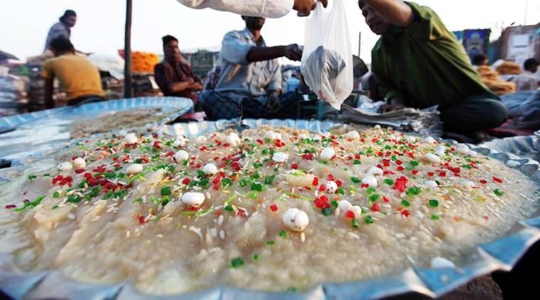 halwa, turning hate into halwa, shaami kababs, Carrot halwa, gajar ka halwa, biryani, channa dal halwa, types of halwa, kasi halwa, south indian halwa, how to cook halwa, indian express, indian express news