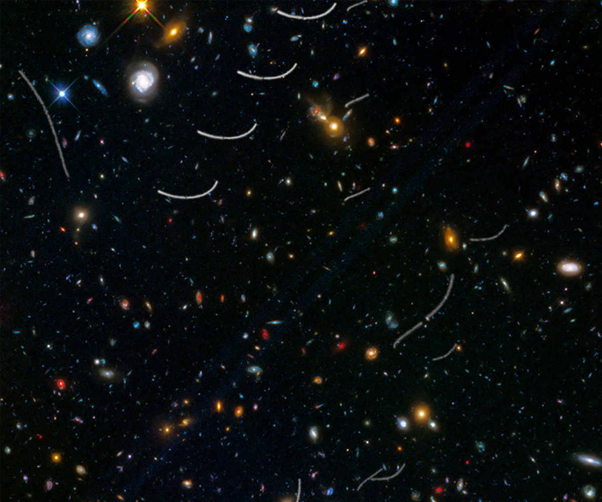 HubbleSite: Image - Hubble Deep Field South Unveils Myriad Galaxies