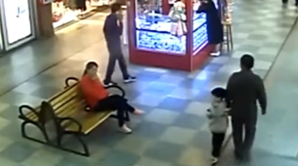 human trafficking, son abducted, father finds son after nine months, Chinese father story, CCTv video, CCTv viral video, social media, indian express, indian express news