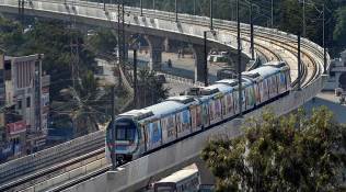 Free movies on Hyderabad Metro, Hyderabad Metro Rail Limited, HMRL, Hyderabad Metro, SugarBox Networks, free internet on Hyderabad Metro, How does SugarBox work on Hyderabad Metro, hyderabad news, indian express