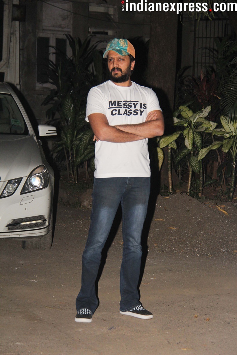 bollywood celebs, celeb photos, bollywood celeb photos, jacqueline fernandez, shahid kapoor, sara ali khan,