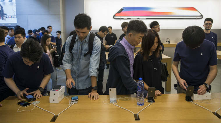 Apple iPhone X launch sees return of long lines outside retail stores