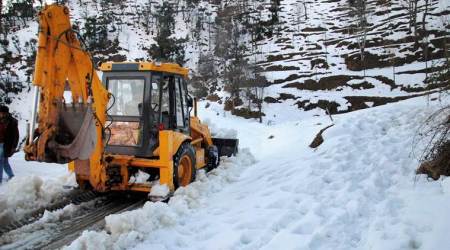 Kashmir, Leh, coldest place in india, kashmir temperature, srinagar temperature, indian express