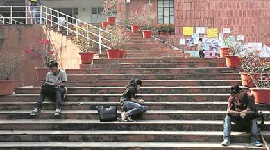 jnu professor, jnu sexual harassment case, jnu administration, jnu teacher, jnu professor resigns, jawaharlal nehru university