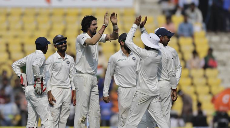 Ishant Sharma kept up the pressure on Sri Lanka at Nagpur