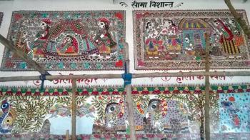 Mithila artists transform local railway station with tradional ...