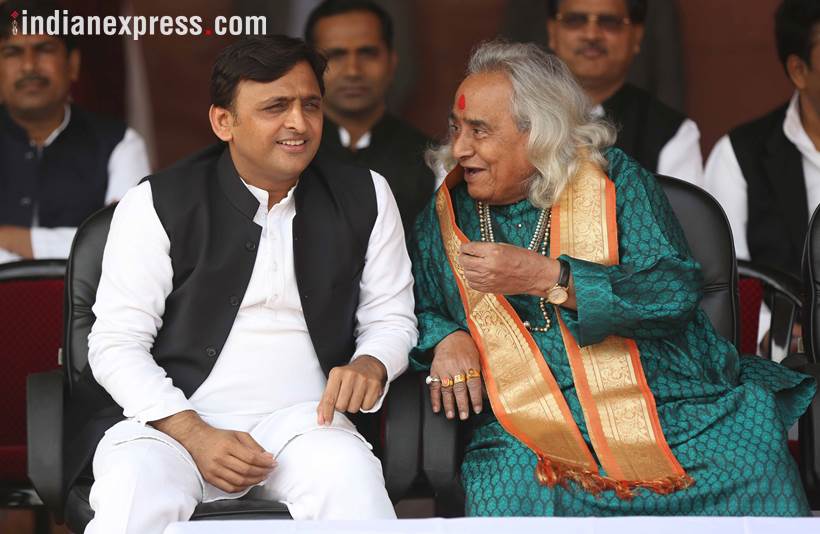 Mulayam singh yadav, Mulayam singh yadav birthday, Akhilesh Yadav, samajwadi party, Sp chief, Uttar Pradesh, BJP, Mulayam singh birthday photos, birthday celebration pics, india news, Indian epxress photos