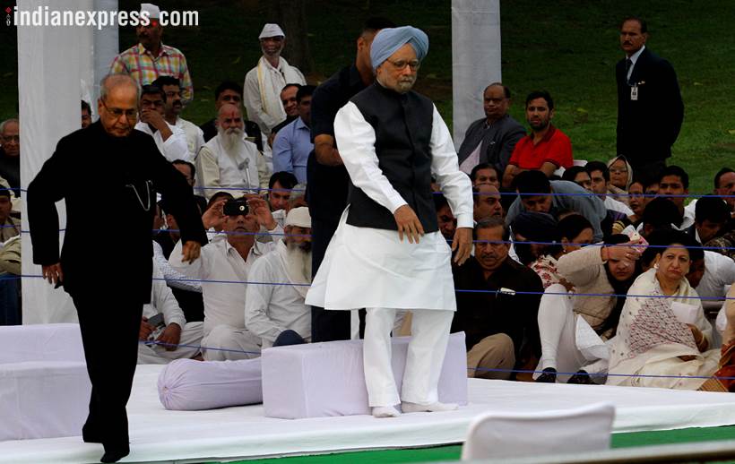 Jawaharlal Nehru Birth Anniversary, Pandit Jawaharlal Nehru Birth Anniversary, Jawaharlal Nehru, Childrens Day, India, India News, Indian Express, Indian Express News