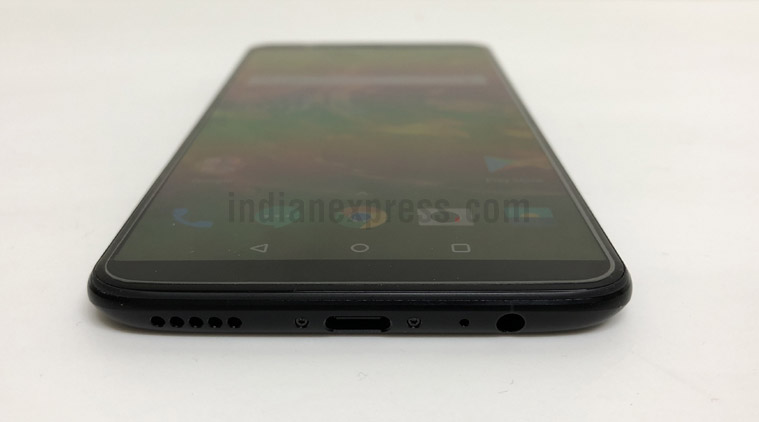OnePlus 5T also comes with a facial scanner
