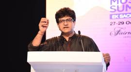 cbfc chief prasoon joshi talks about misogyny in songs