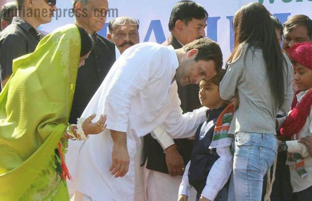 rahul gandhi, rahul gandhi photos, rahul gandhi gujarat pics, rg in gujarat images, congress, rahul in gujarat, rahul gandhi images, rahul gandhi cute pictures, india news, indian express