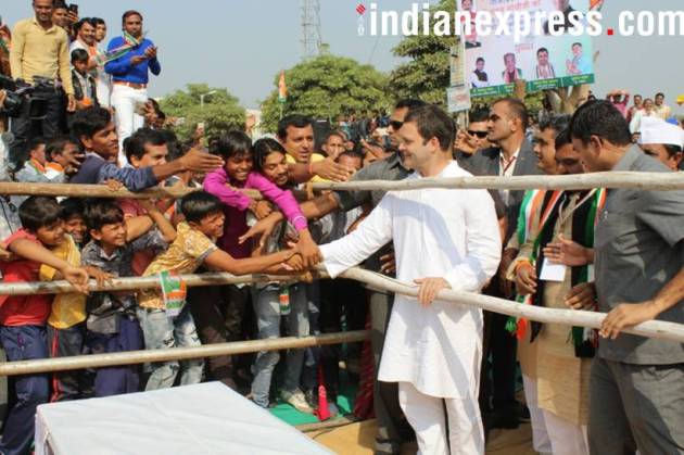 rahul gandhi gujarat visit photos, rahul gandhi in gujarat pictures, rahul gandhi gujarat visit images, rahul gandhi in gujarat pics, gujarat elections pics, BJP, Congress, pm modi