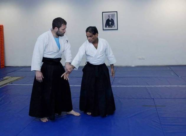 Rahul Gandhi shows how Aikido is done: Floor opponent in four moves ...