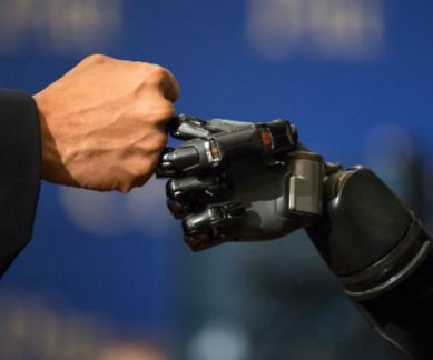 Amputees, robotic limbs, University of Chicago, electrodes in brain, long-term amputees, network connectivity, neurons, brain's plasticity, intact limb, neuroprosthetic