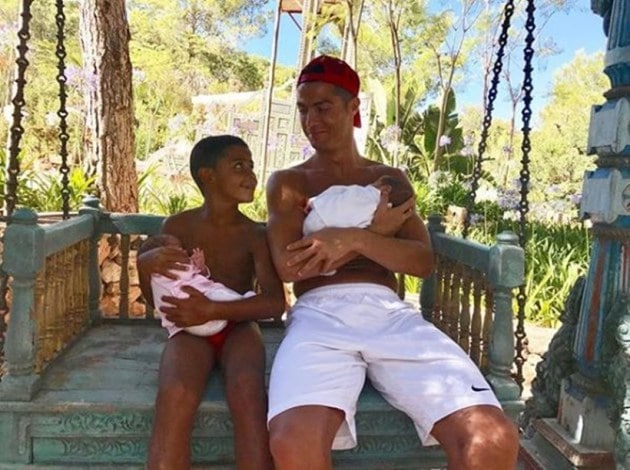 cristiano ronaldo, ronaldo pictures, georgina rodrigues, cristiano ronaldo junior, ronaldo father, ronaldo family pics, football, sports images, indian express