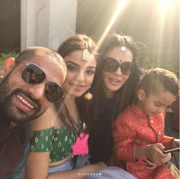 Shikhar Dhawan with wife and sister.
