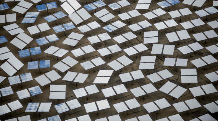 Biggest photovoltaic solar plant will start in Abu Dhabi by April 2019