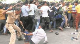 SRK birthday, mannat, stolen phones, SRK, mumbai police